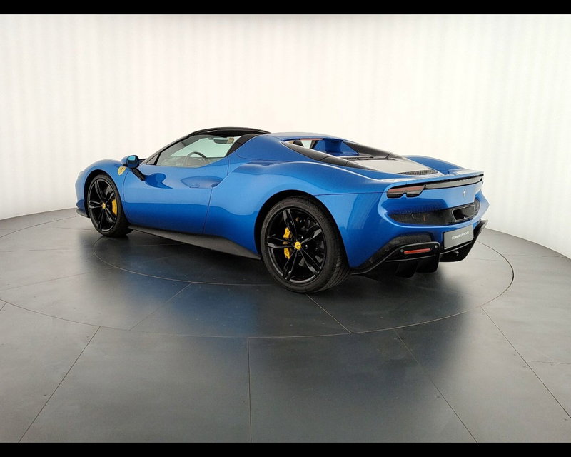 Ferrari 296 Spider usata a Verona (11)