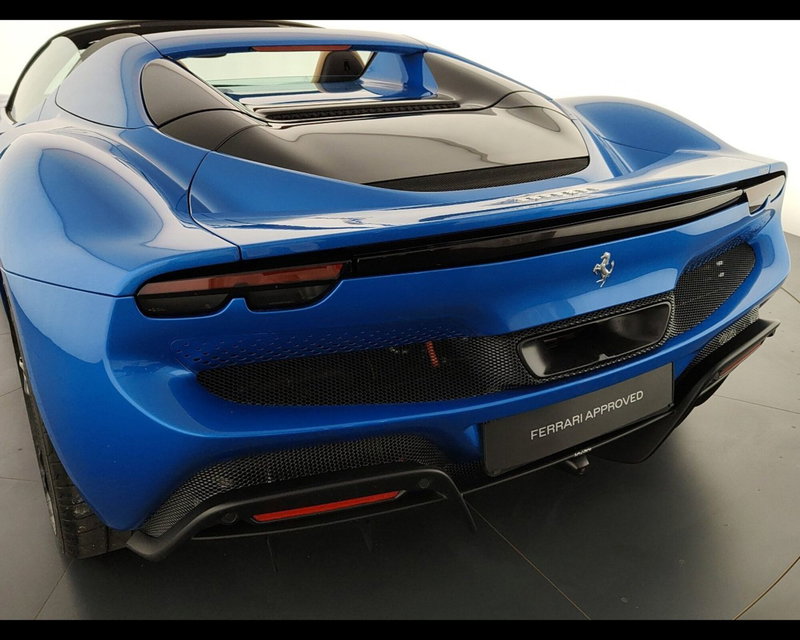 Ferrari 296 Spider usata a Verona (14)