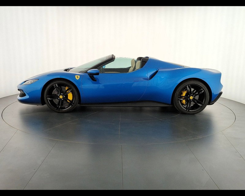 Ferrari 296 Spider usata a Verona (3)