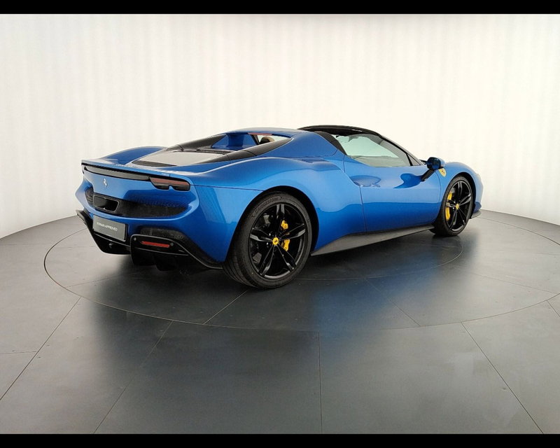 Ferrari 296 Spider usata a Verona (8)