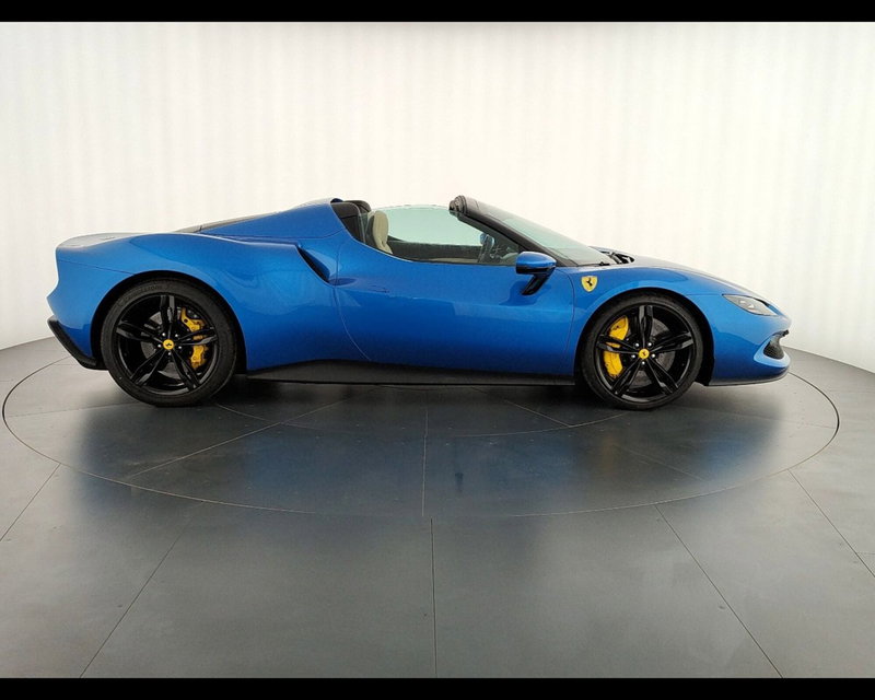 Ferrari 296 Spider usata a Verona (9)