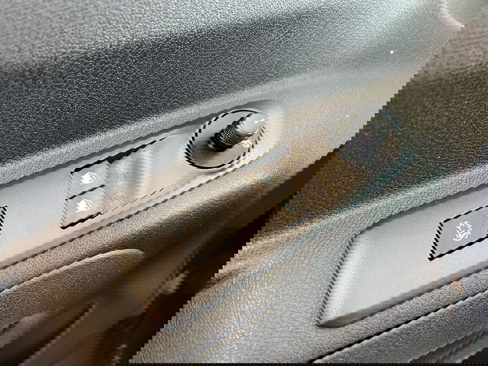 Peugeot Partner Furgone usata a Bari (12)