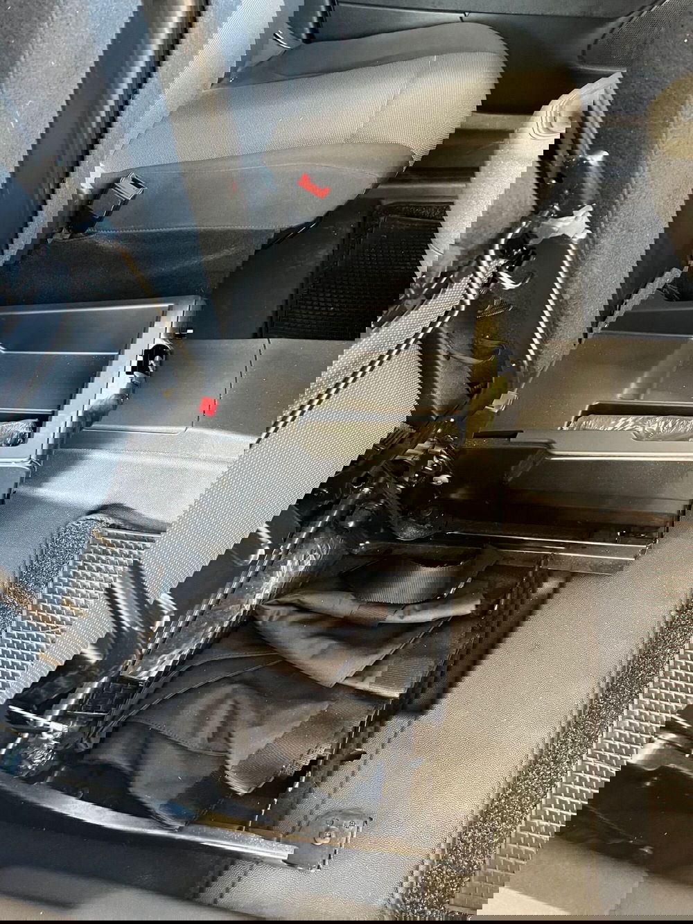 Peugeot Partner Furgone usata a Bari (15)