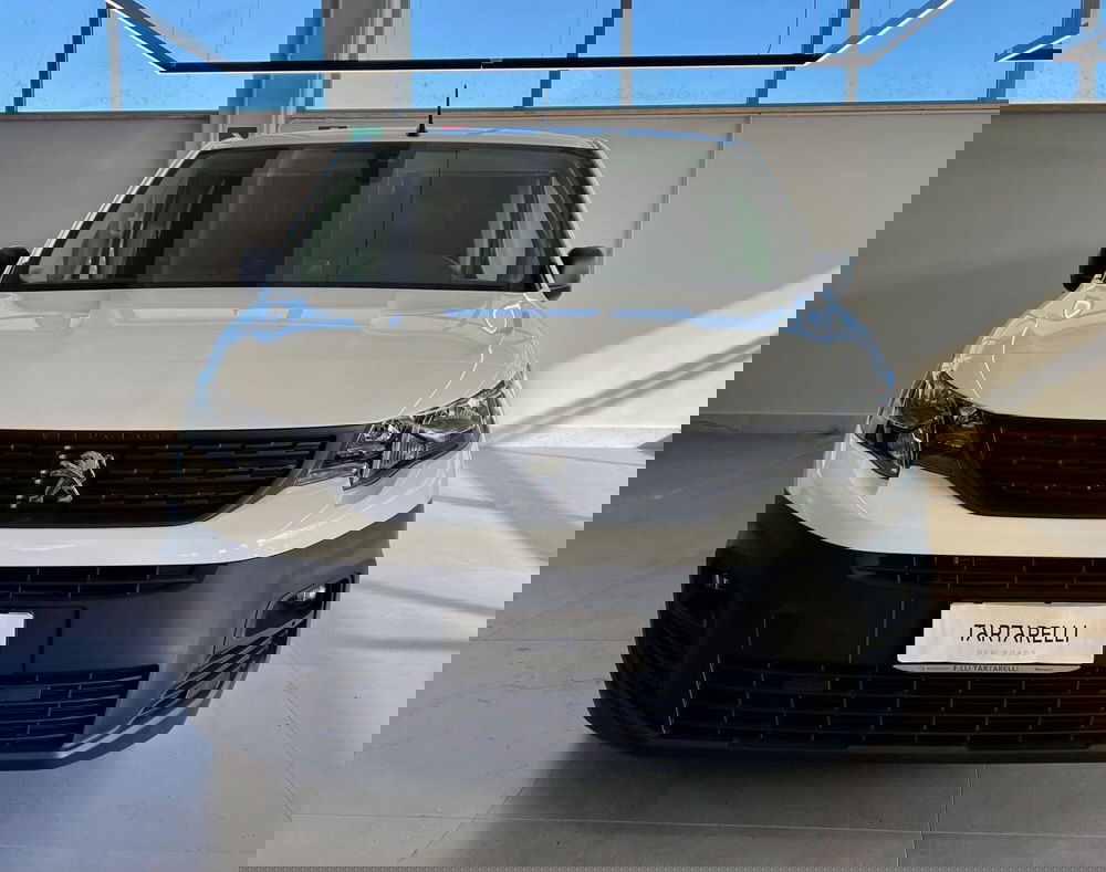 Peugeot Partner Furgone usata a Bari (2)