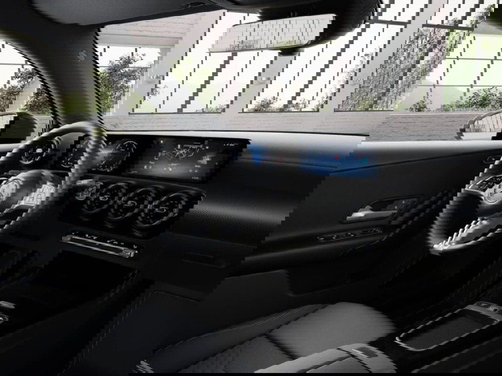 Mercedes-Benz Classe A Sedan nuova a Rimini (11)