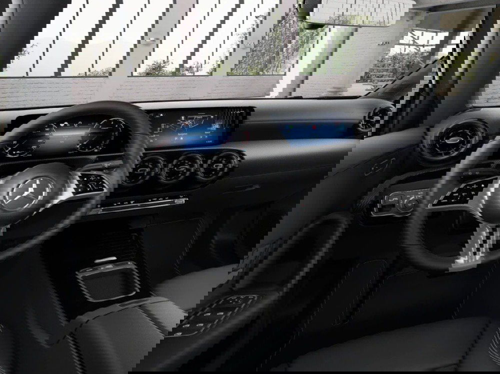 Mercedes-Benz Classe A Sedan nuova a Rimini (8)