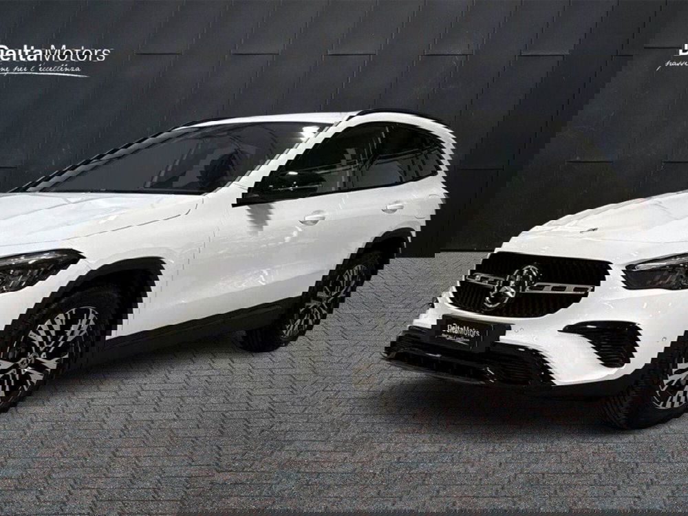 Mercedes-Benz GLA SUV nuova a Rimini