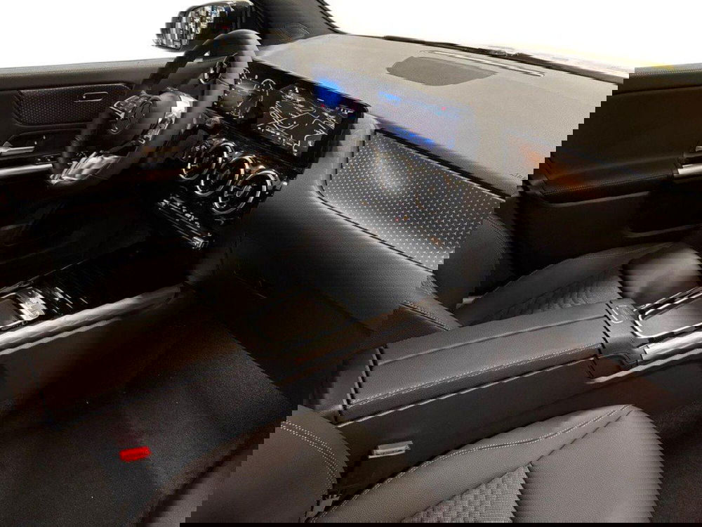 Mercedes-Benz GLA SUV nuova a Rimini (12)