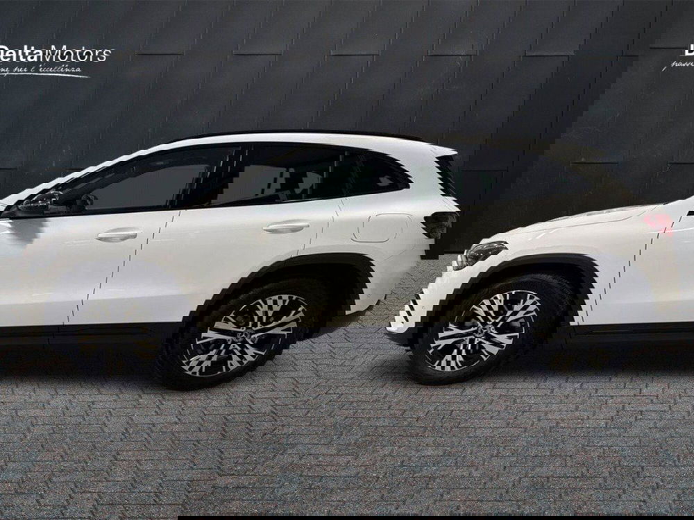 Mercedes-Benz GLA SUV nuova a Rimini (2)