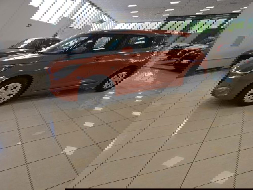 Suzuki Swift nuova a Reggio Emilia (2)