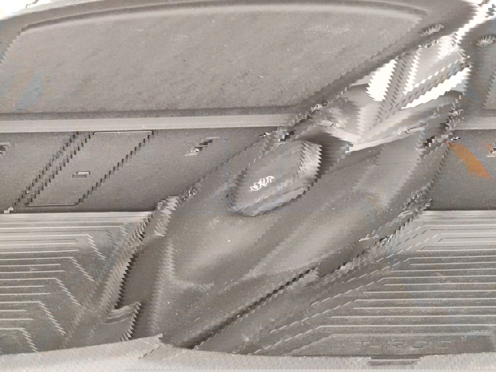 Volkswagen T-Roc usata a Massa-Carrara (16)