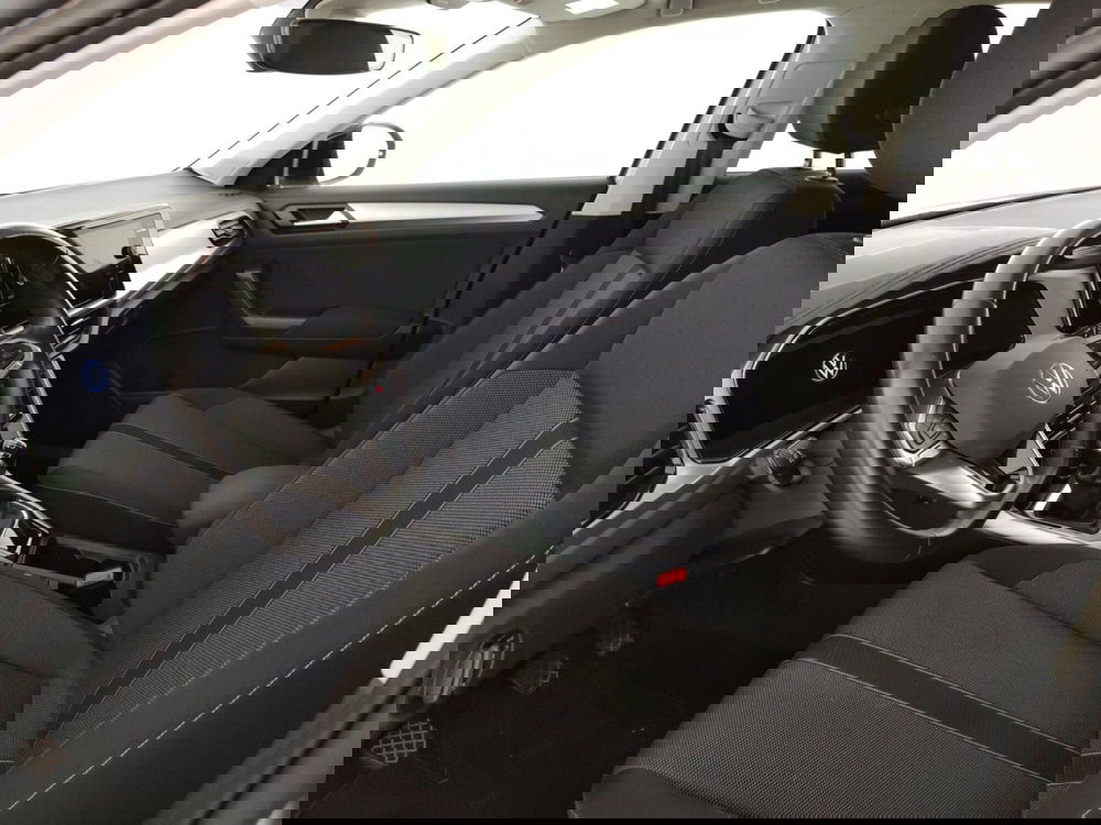 Volkswagen T-Roc usata a Massa-Carrara (7)