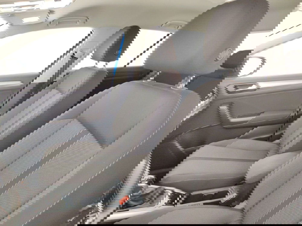Volkswagen T-Roc usata a Massa-Carrara (9)