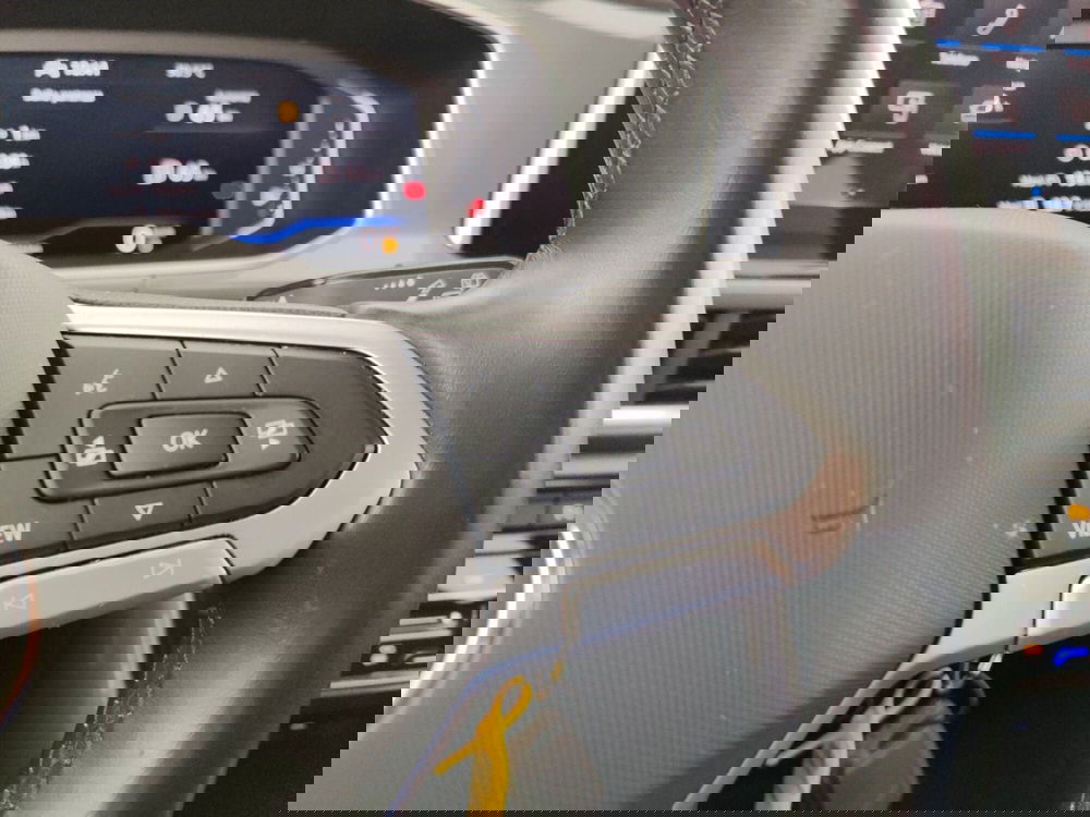 Volkswagen T-Roc usata a Massa-Carrara (14)