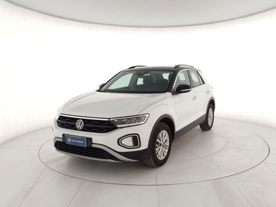 Volkswagen T-Roc 1.0 TSI Life del 2022 usata a Massa