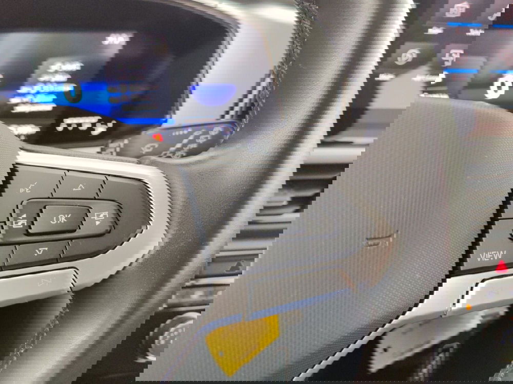 Volkswagen T-Roc usata a Massa-Carrara (13)