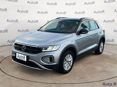 Volkswagen T-Roc 2.0 tdi Life 150cv dsg del 2025 usata a Tito