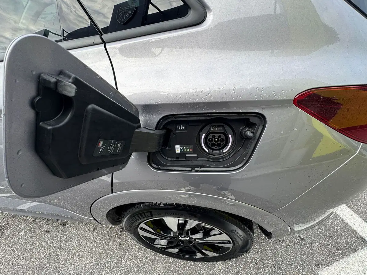 Opel Grandland usata a Frosinone (6)