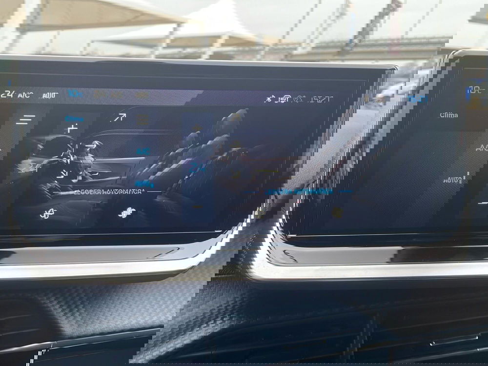 Peugeot 2008 usata a Parma (13)