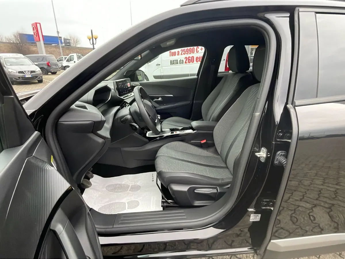 Peugeot 2008 usata a Parma (9)
