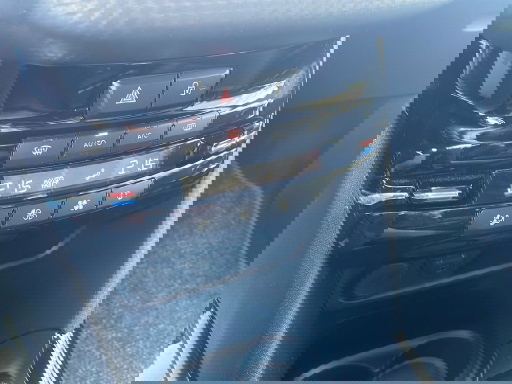 Peugeot 2008 usata a Parma (14)