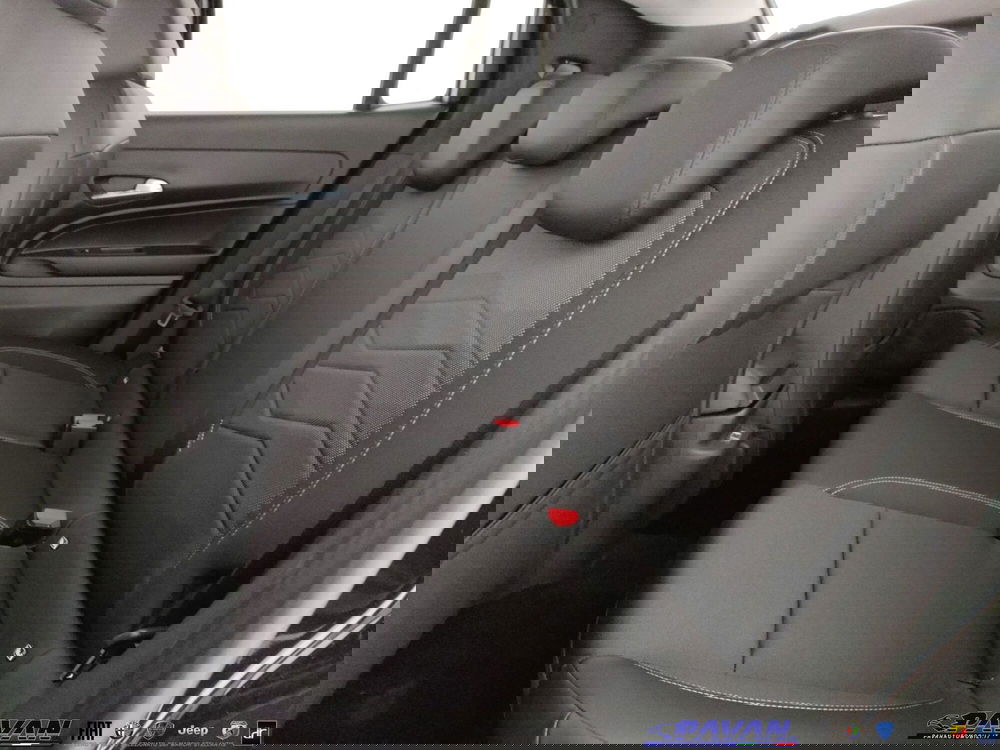 Jeep Avenger nuova a Padova (11)