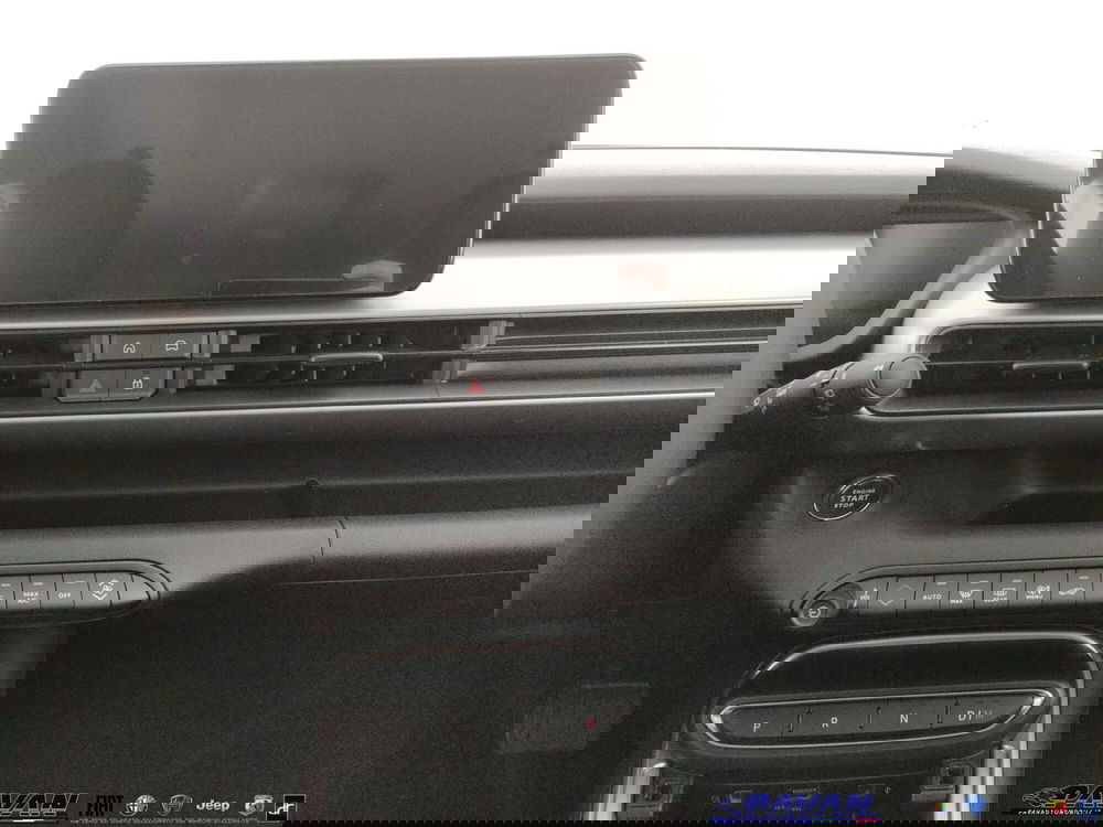 Jeep Avenger nuova a Padova (18)