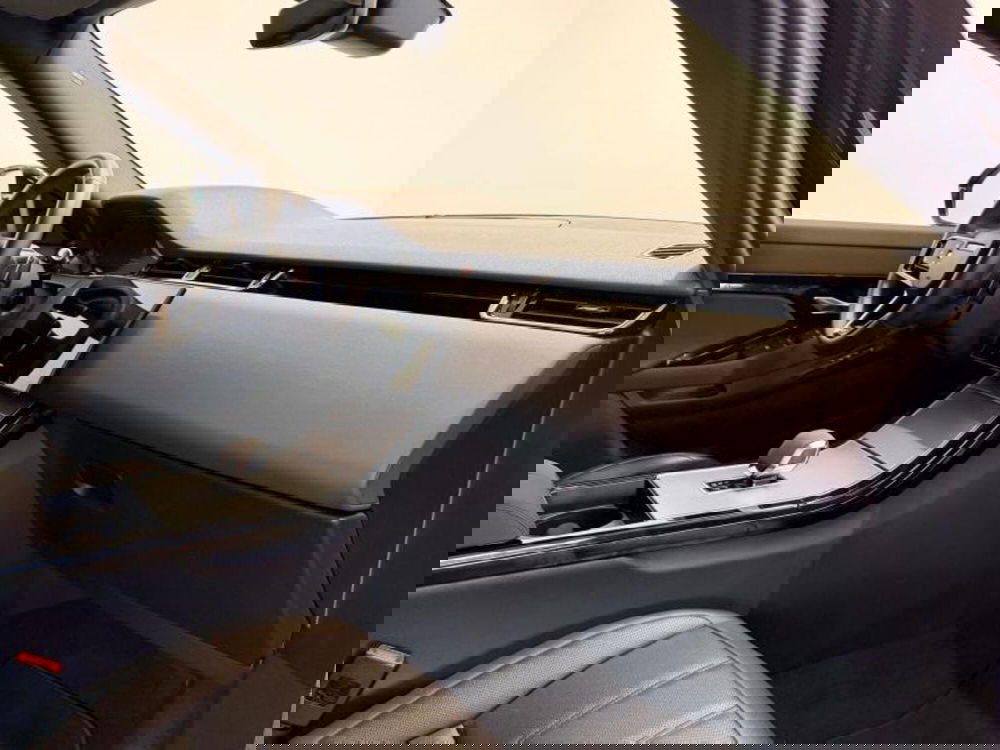 Land Rover Range Rover Evoque usata a Venezia (6)