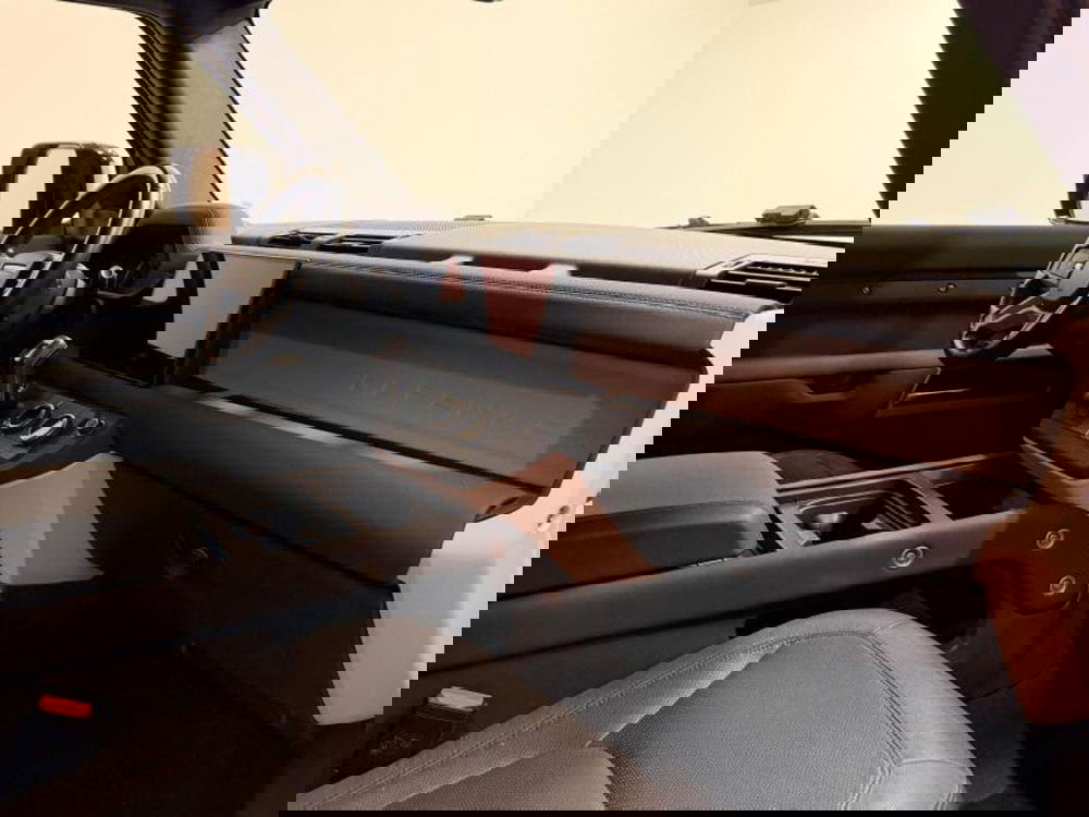 Land Rover Defender usata a Venezia (7)