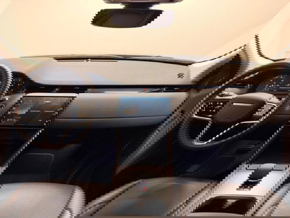 Land Rover Discovery Sport usata a Venezia (6)