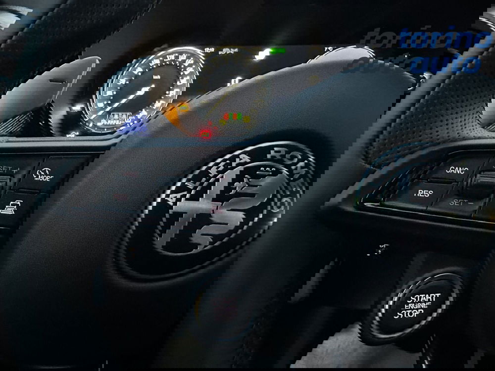 Alfa Romeo Tonale nuova a Torino (18)