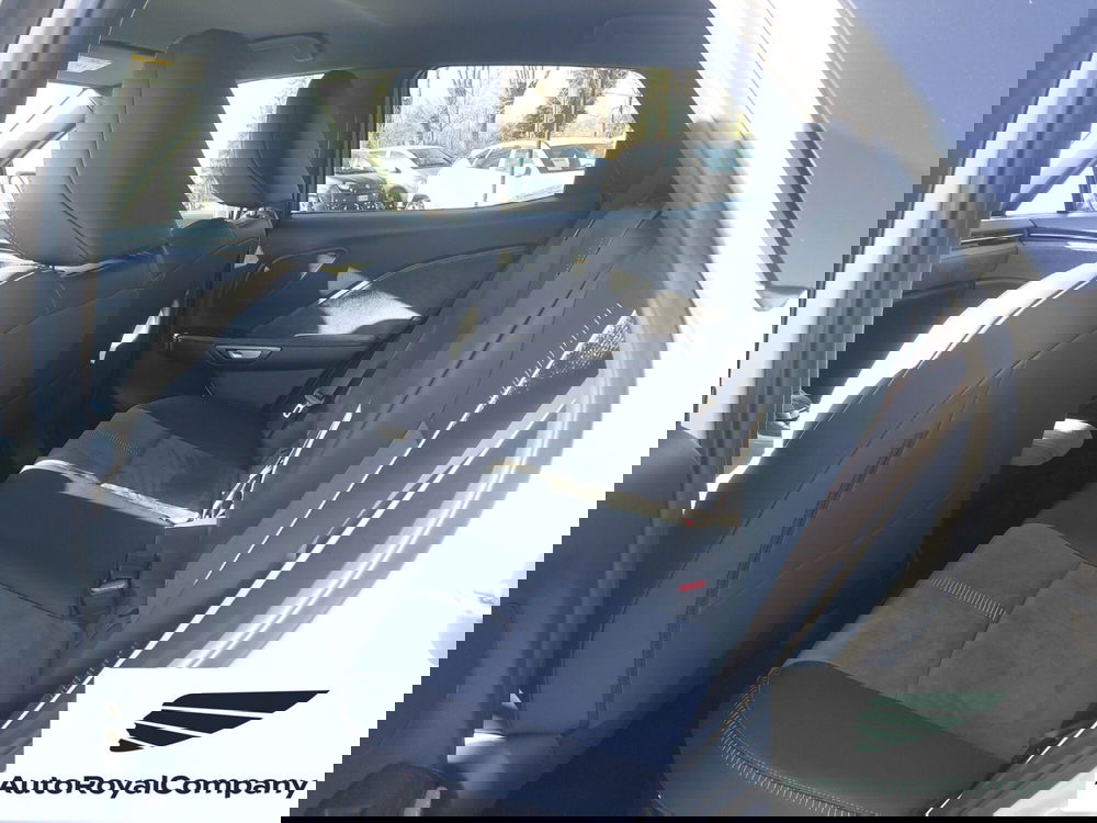 Lexus LBX usata a Roma (10)