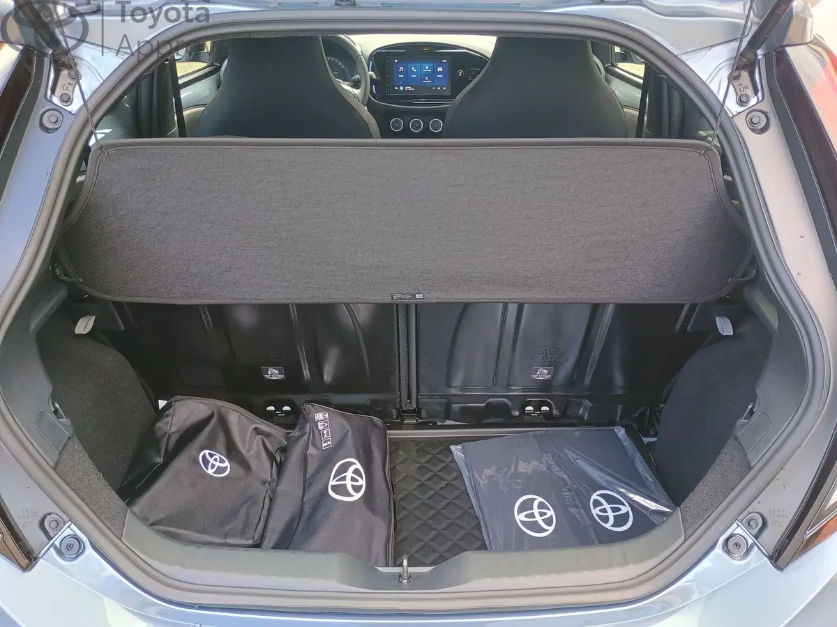 Toyota Aygo X nuova a Reggio Calabria (11)