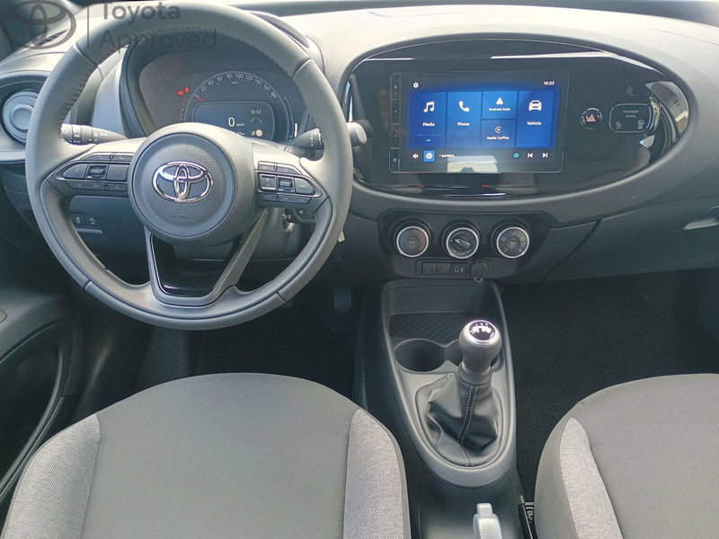 Toyota Aygo X nuova a Reggio Calabria (12)