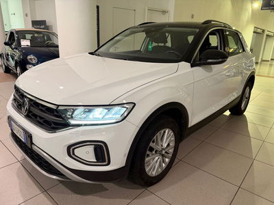 Volkswagen T-Roc 1.0 TSI Life del 2022 usata a Genova