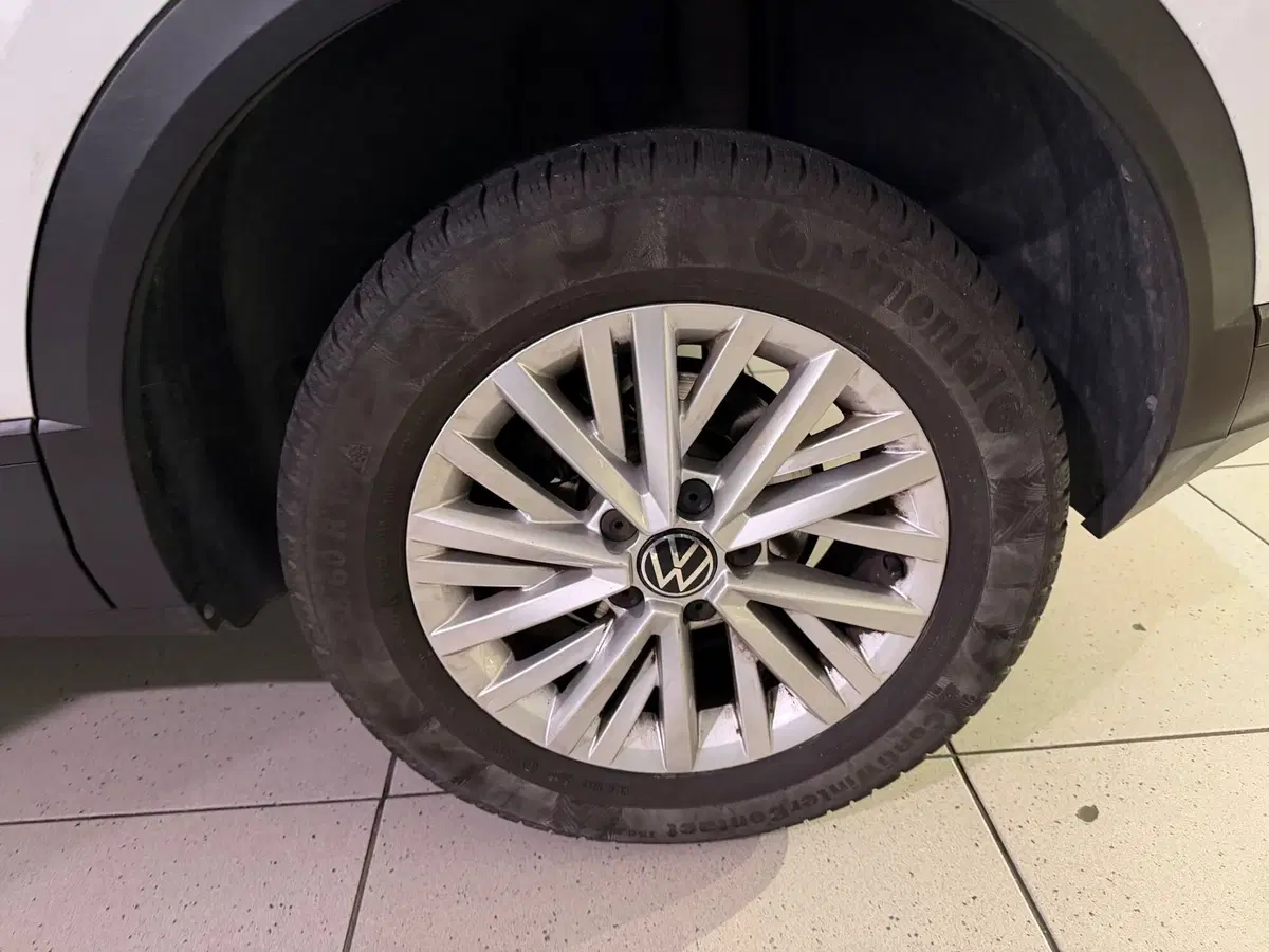 Volkswagen T-Roc usata a Genova (13)