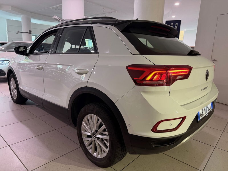 Volkswagen T-Roc usata a Genova (3)