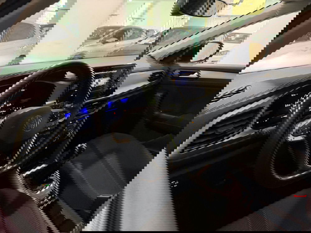 Volkswagen T-Roc usata a Genova (8)