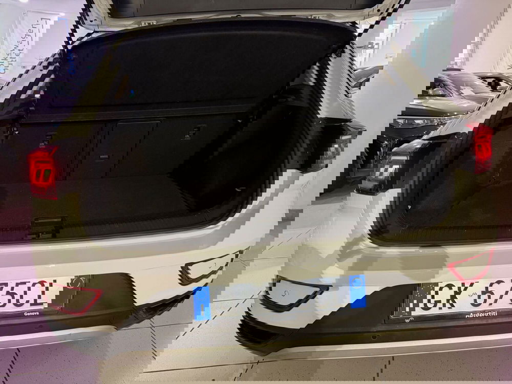 Volkswagen T-Roc usata a Genova (9)