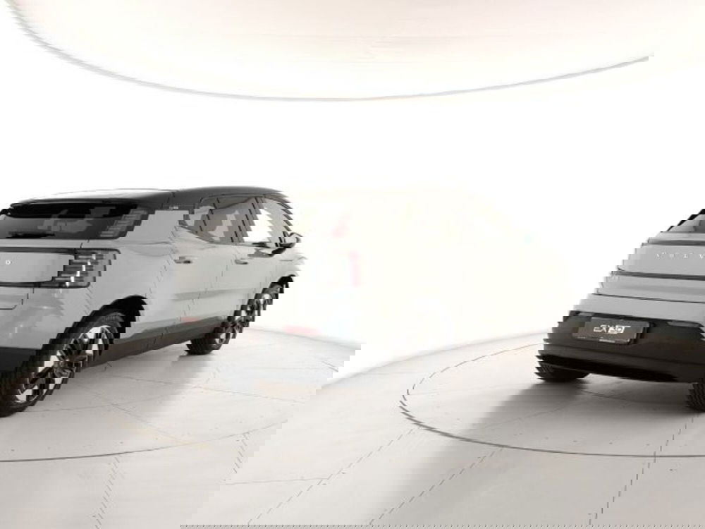 Volvo EX30 nuova a Modena (5)