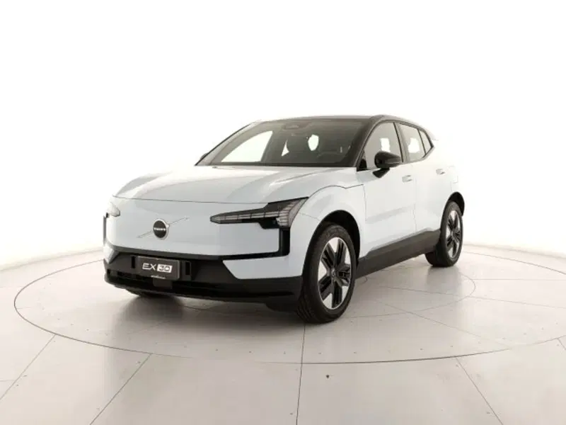 Volvo EX30 nuova a Modena (2)