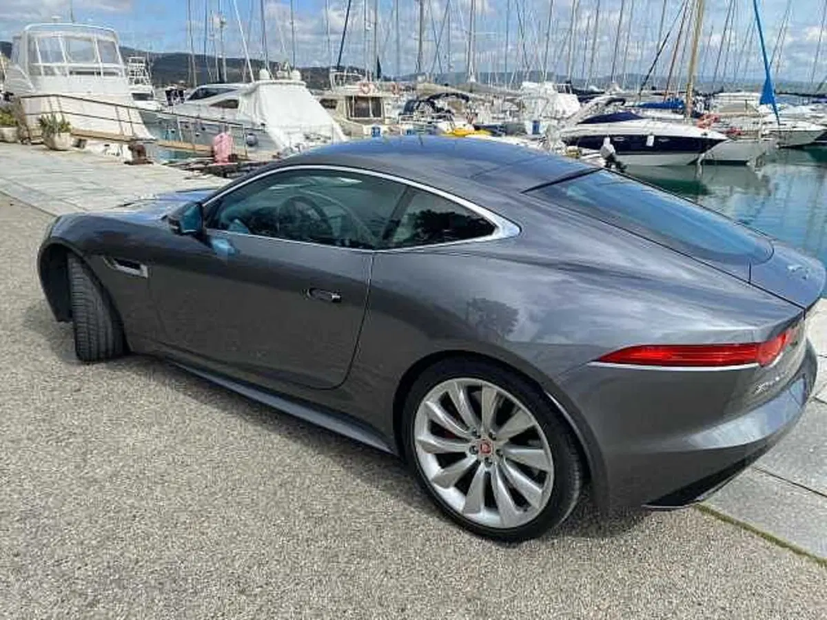 Jaguar F-Type Coupé usata a Firenze (3)