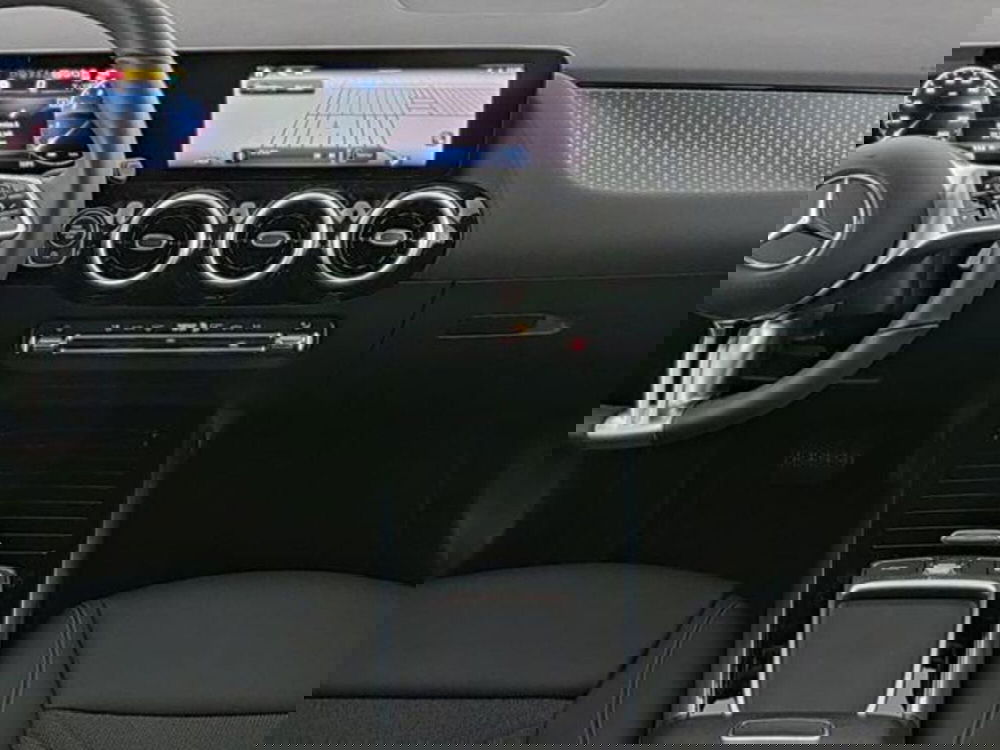 Mercedes-Benz Classe B usata a Milano (7)