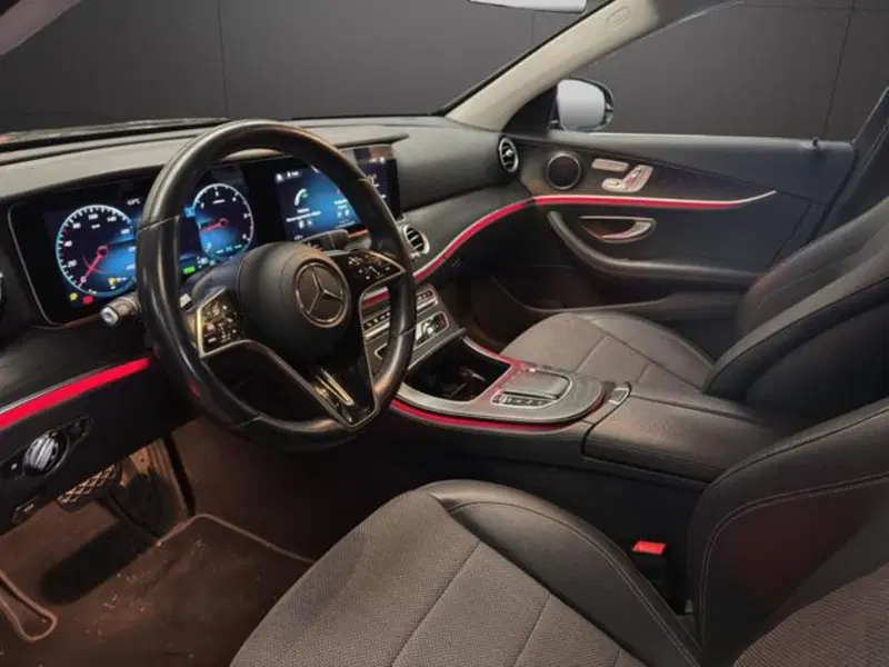 Mercedes-Benz Classe E usata a Milano (12)