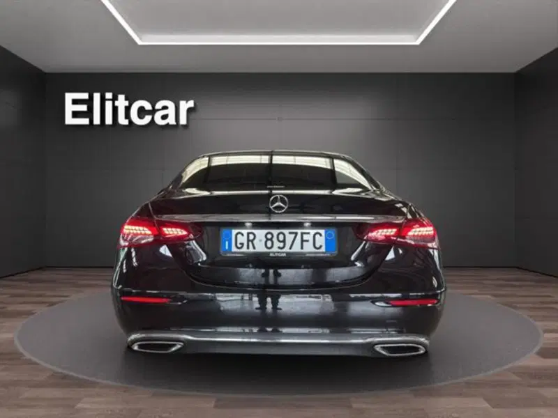 Mercedes-Benz Classe E usata a Milano (5)