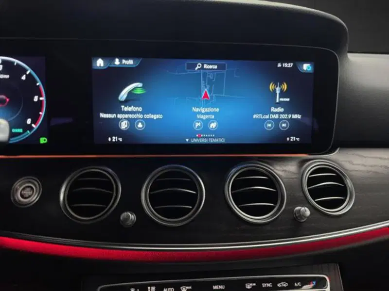 Mercedes-Benz Classe E usata a Milano (9)
