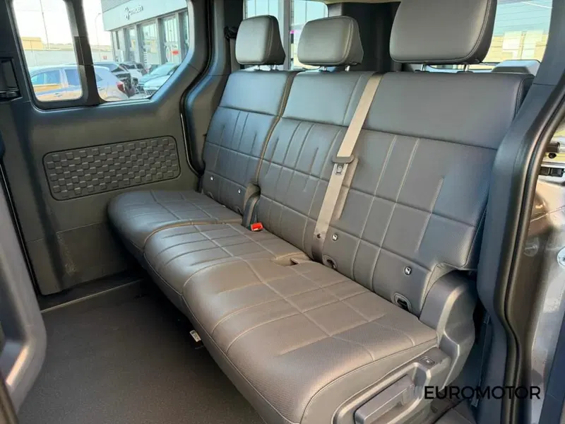 Kia PV5 nuova a Bari (10)
