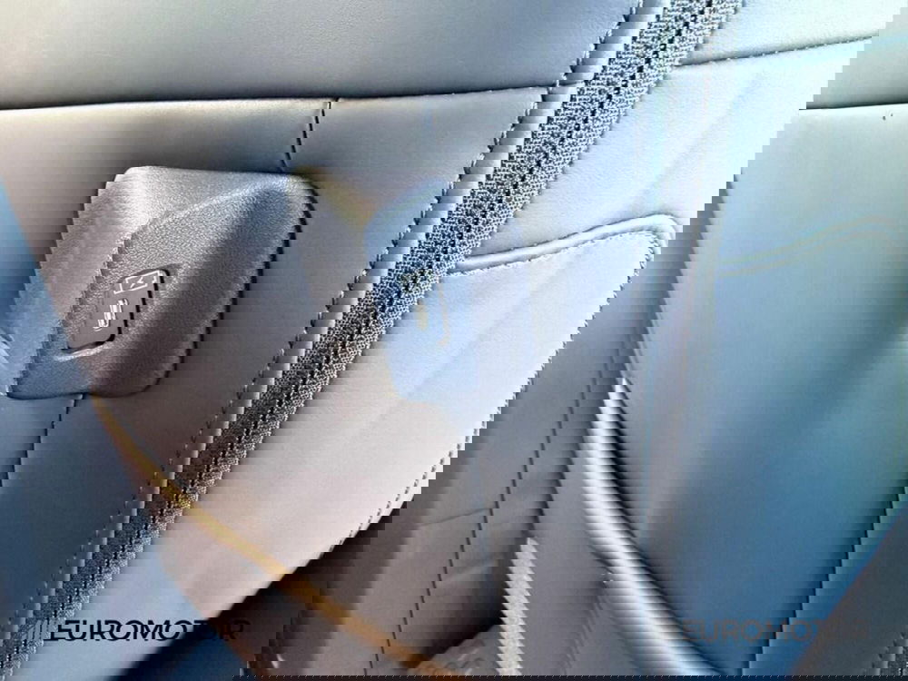 Kia PV5 nuova a Bari (15)