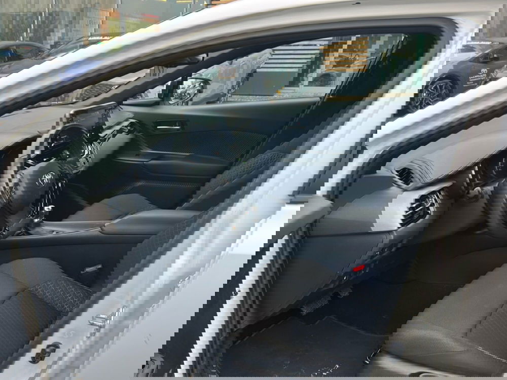 Toyota Toyota C-HR usata a Piacenza (10)