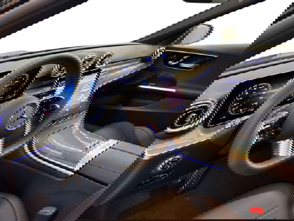 Mercedes-Benz Classe C nuova a Rimini (16)